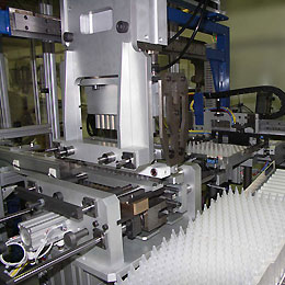 Machine d'assemblage � haute cadence